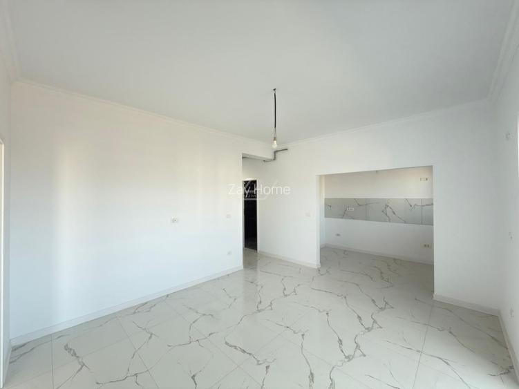 Etaj 1. Loc de parcare. Asfalt. - 2