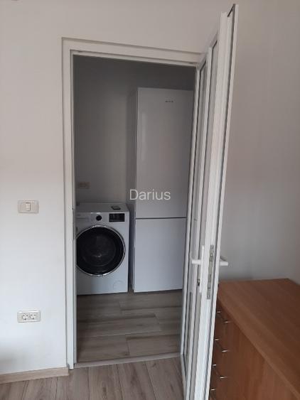 Vând apartament cu 3 camere situat în orașul Cugir - 7