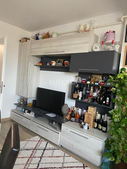 Apartament 3 camere, DECOMANDAT, zona Valea Adanca - 8