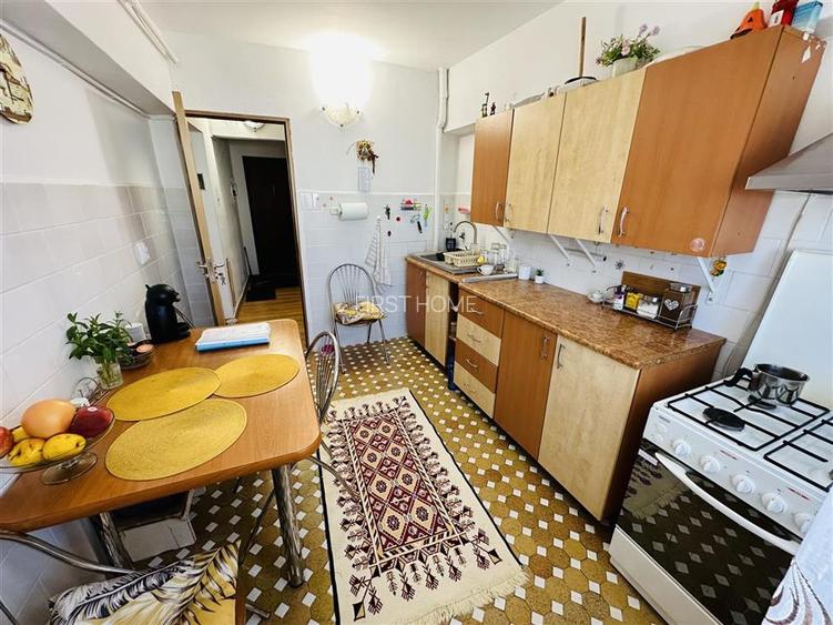 Apartament 4 camere, etaj 4, ultracentral, 1 loc de parcare - 10