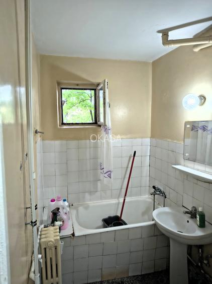 Vanzare Apartament 2 camere, Resita, etajul 1, liniște și acces facil - 23