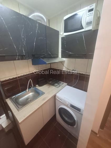 3 Camere Semidecomandat 50mp Zona Tomis Nord - 8