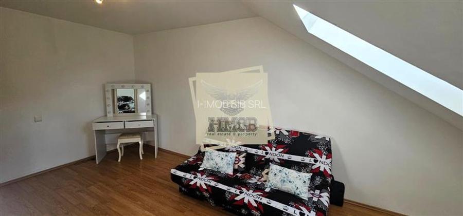 Garsoniera tip mansarda 2 camere  zona Terezian - 8