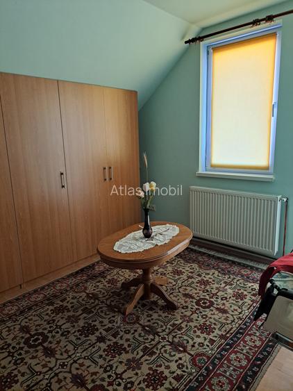 Casa-Vila ultrafinisata in regim D+P+E cu toate utilitatile cu 900 mp,teren - 21