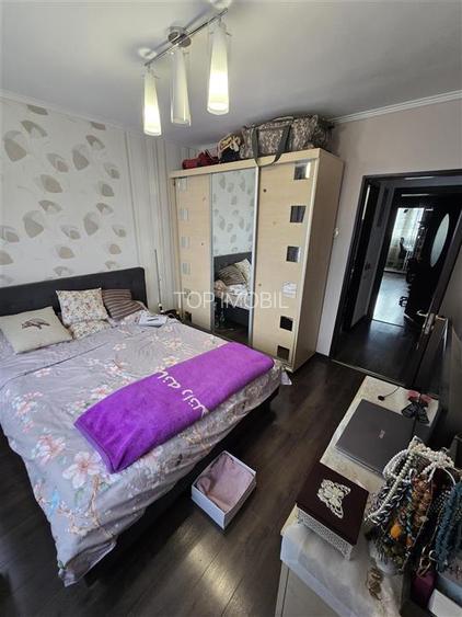 Mircea cel Batran - 3 camere decomandat 72mp, etaj intermediar - 4