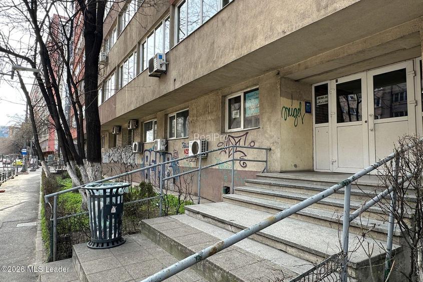 Obor langa metrou, 3 camere 77.35 mp total, anvelopat, creditabil - 12