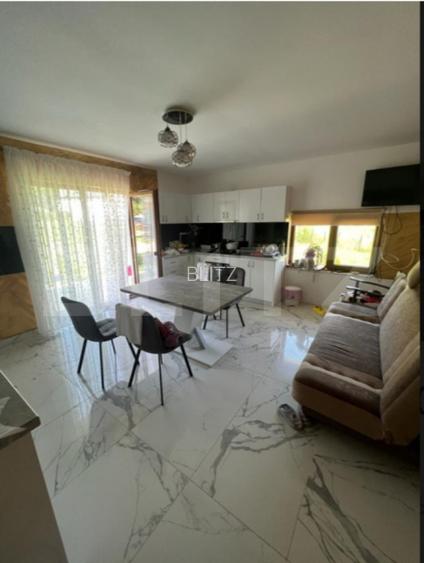 Casa de vanzare, pe un singur nivel, 170 mp + 2.300 mp teren - 5