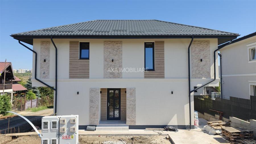 Casa Rediu Valea Lupului 4 camere, 3 bai, Incalzire pard, ASFALT!