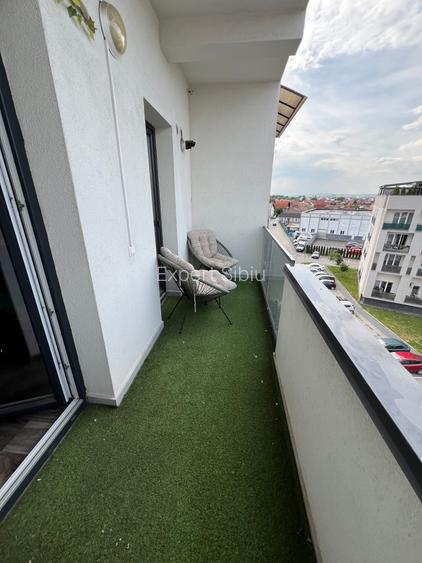 Închiriez apartament 2 camere, renovat, parcare subterană – zona Centrală - 10