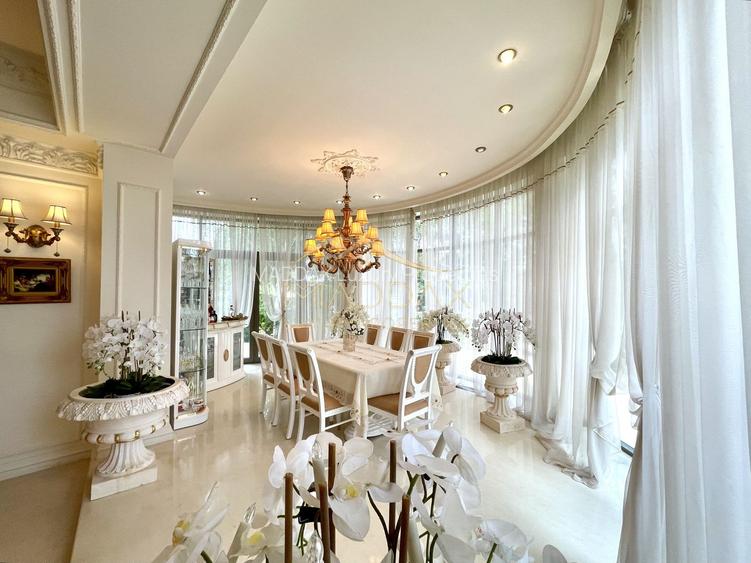 Impressive Villa *1500 SQM usable* 2613 SQM land / Open to the lake - 9