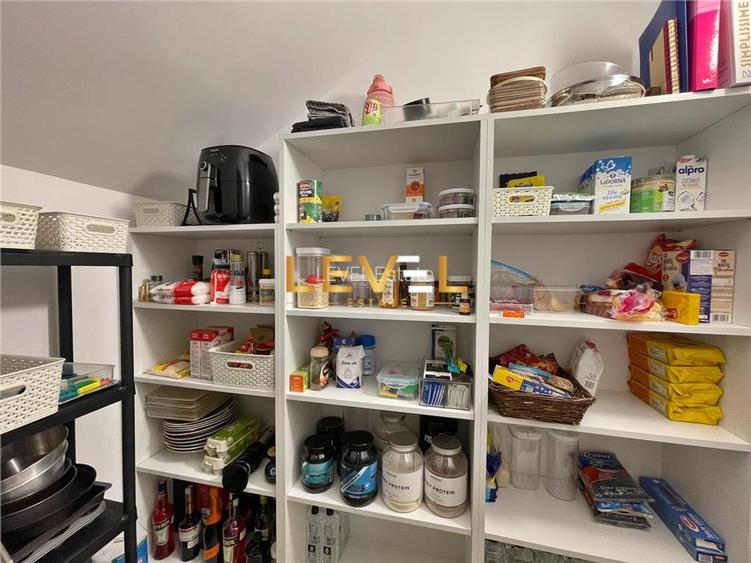 [VIDEO] Modern Unfurnished 4 Bedroom Villa with Private Pool for Rent in Oxford - 27