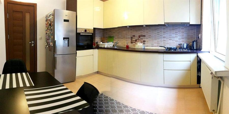 Podu ros, 3 camere 76 mp, 1001 Articole, etaj intermediar, 128000 euro