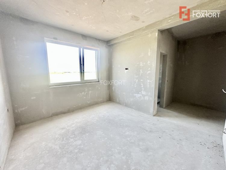 Duplex cu 5 camere si 380 mp teren cu panouri fotovoltaice - Mosnita Noua - 11