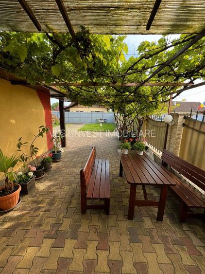 Casa cu 4 camere in localitatea Cheresig - 4