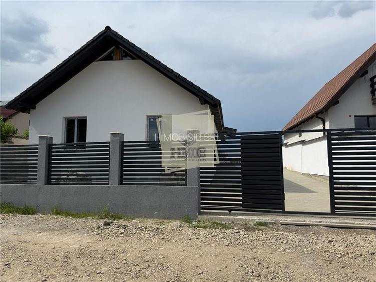 Casa individuala 4 camere 2 bai teren 500 mp la 8 km de Sibiu - 16