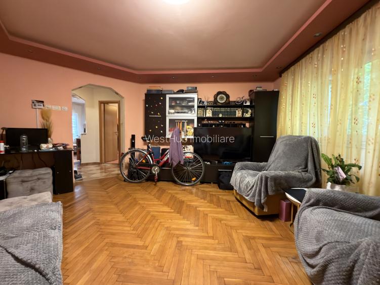 Apartament 3 camere, 63mp, etaj 1 - Zona Soarelui - 2