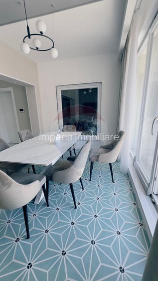 Proprietate premium în Filiași, locuință de lux cu spații comerciale - 3