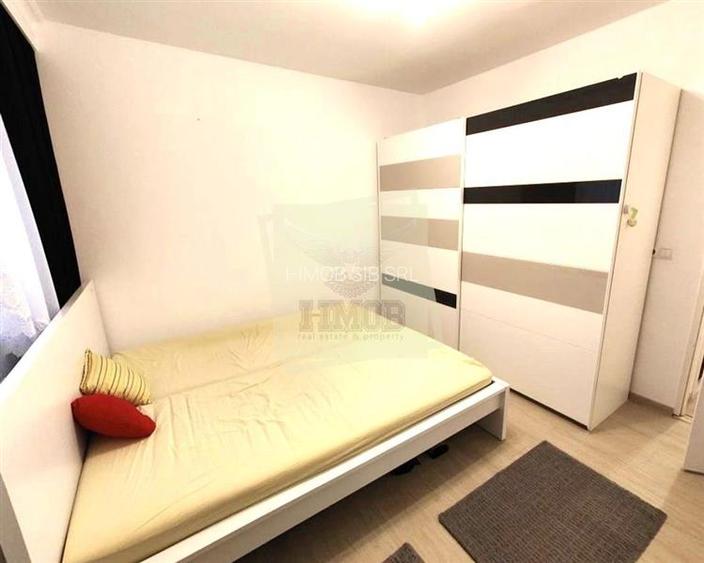 Apartament cu 2 dormitoare si balcon in Vasile Aaron - 2