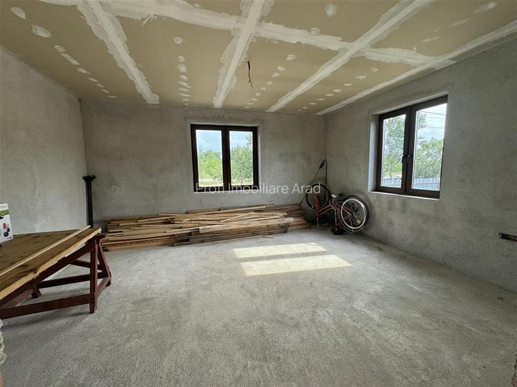 Casa noua cu 6 camere in SAGU la principala - 10