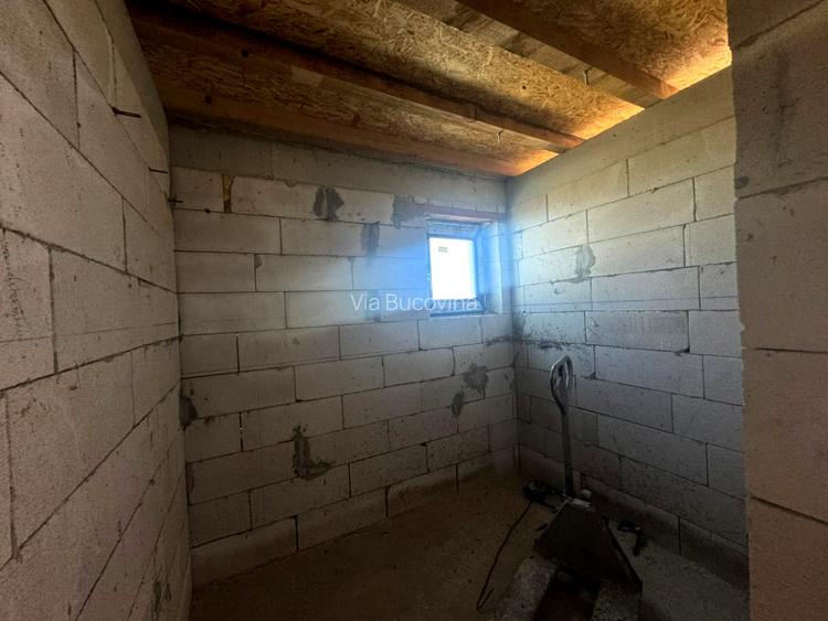 Vanzare–Hala spatioasa, ideala pentru diverse activitati comerciale industriale - 26