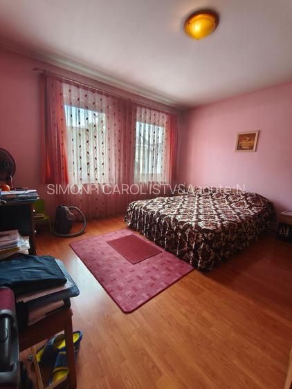 Apartament cu 3 camere, et1 , 90 mp la casă zona Centrala - 3