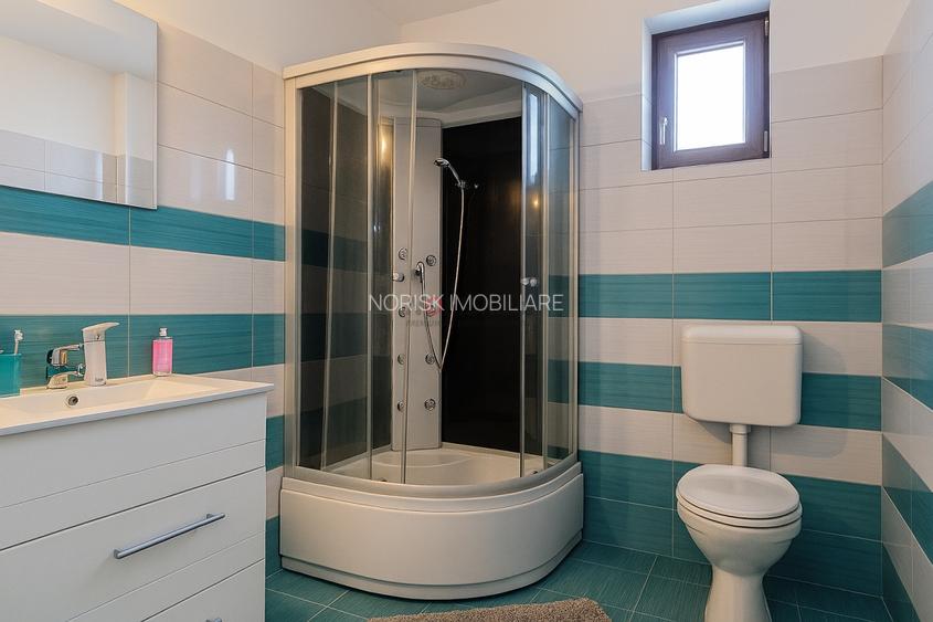 Vilă Spațioasă • Teren 656 mp - 13