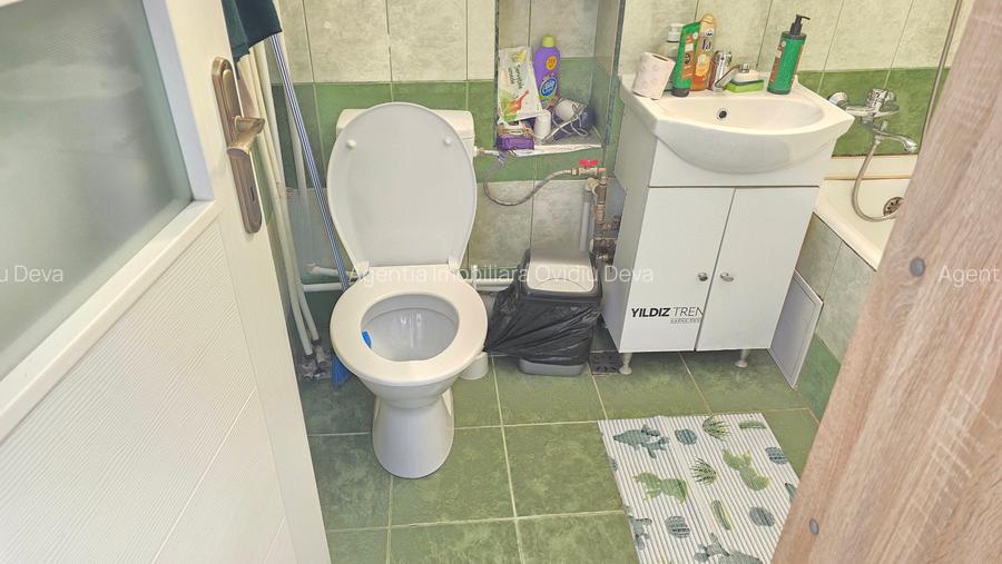 Vand garsoniera in Deva, zona Eminescu (Micro 15), parter inalt, mobilata - 8