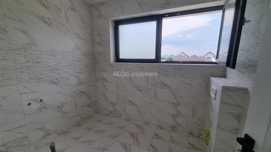 Vila moderna de 4 camere zona Sanpetru - 16
