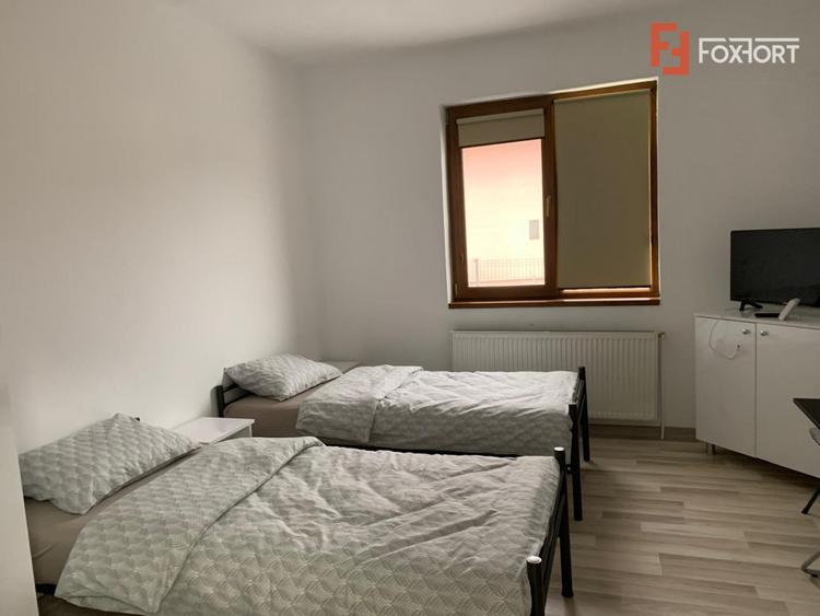 Casa individuala cu 16 camere de inchiriat, zona Sag