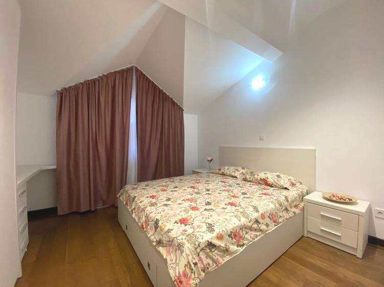 Margeanului,et. 3,bl.2008,centrala proprie,renovat,mobilat,curte interioara,neg.