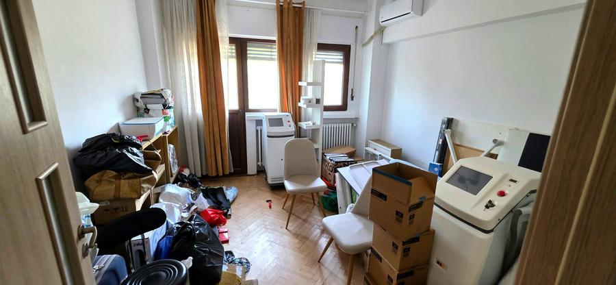 Apartament 2 camere de vânzare în zona Universitate ideal investitie