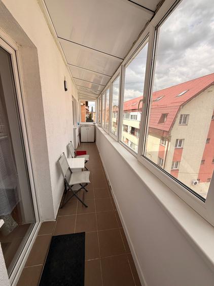Apartament 2 camere semidecomandat zona Eroilor