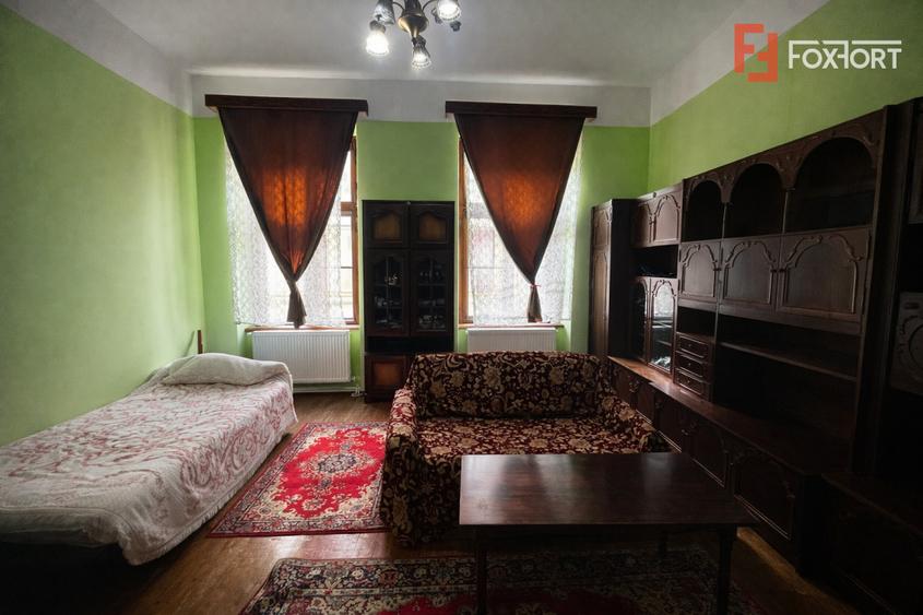 Apartament 3 camere, semidecomandat, etajul 1, Ultracentral-Arad