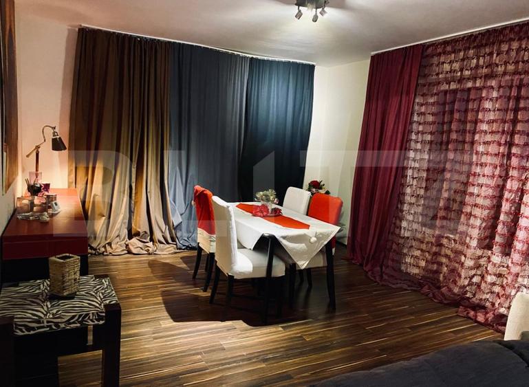 Casa tip duplex, 6 camere, garaj, zona strazii Agronomului