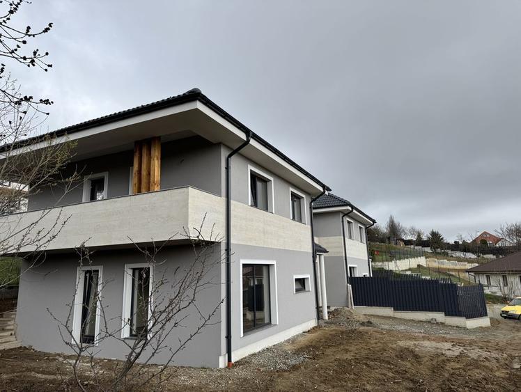 Casa individuală 4 camere in Feleacu
