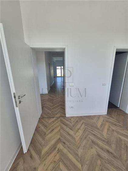 DUPLEX DESPARTIT PRIN DRESSING - PARTER - LA CHEIE