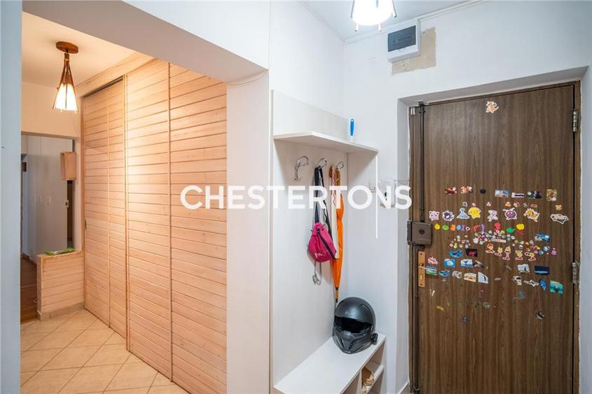 Apartament 3 camere cu centrala proprie si 2 bai, Calea 13 septembrie, de inchir