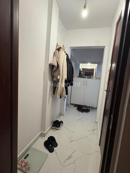 Vand apartament 3 camere, 2 bucatarii Calea Sagului - 8