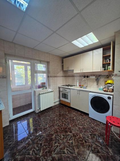 Apartament 3 camere, 93.66 mp, zona I.C. Frimu