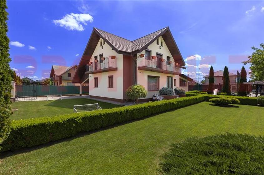 Domeniu superb - vila S+P+M si teren