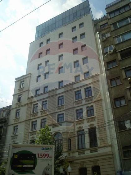 DE VANZARE  Hotel 66 camere zona Rosetti