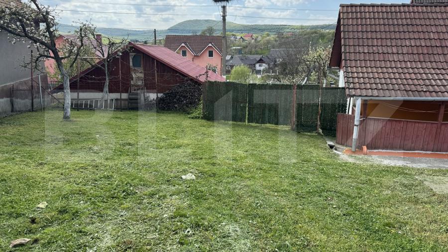 Casă de vânzare, în Sigmir și 10 ari de teren