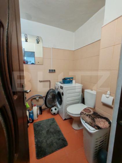 Apartament de vanzare - 4 camere - Zona Împăratul Traian