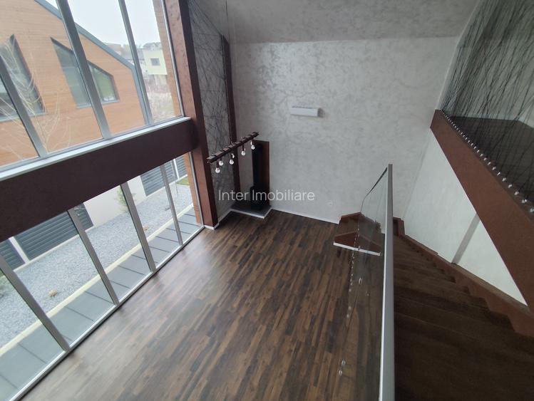 Casa cu etaj 4 cam, 4 bai  , 500mp  teren  COD 158124 - 14