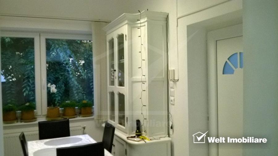 Apartament la casa, centru, zona Primariei, locuri de parcare