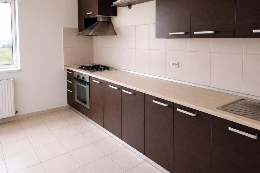 Apartament 3 camere, 103mp, parcare, centrala, AC, Confort City