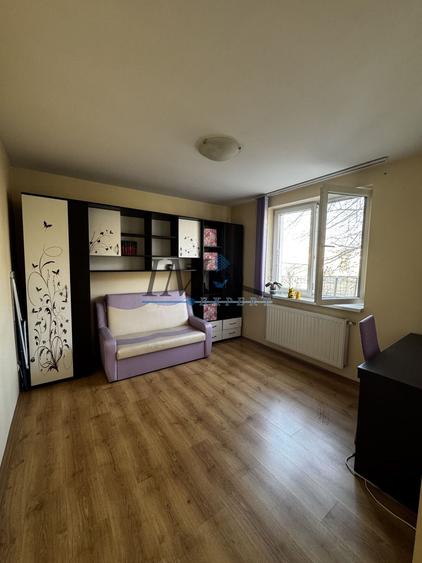 Apartament cu 3 camere de vânzare în Alba Iulia zona Tolstoi