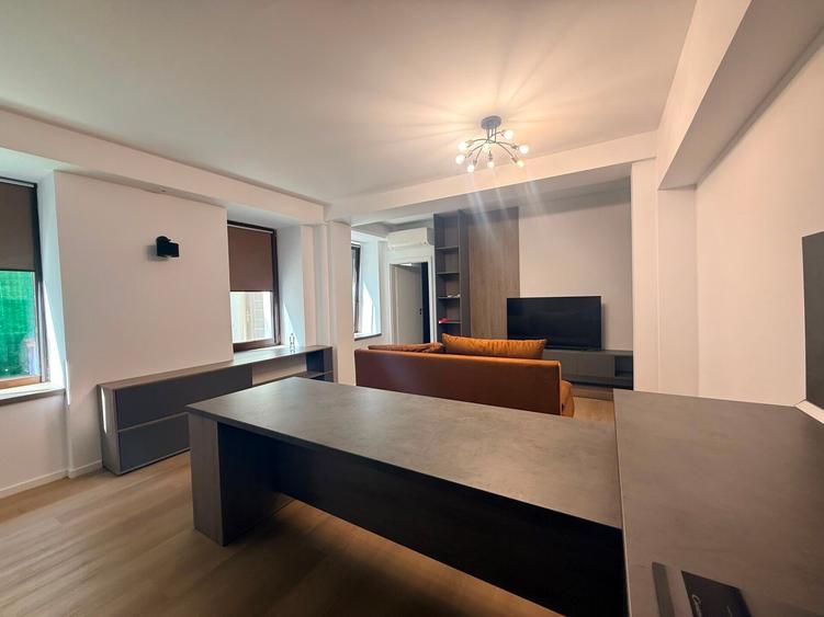 Apartament 2 camere | parter de vila | zona Piata Victoriei