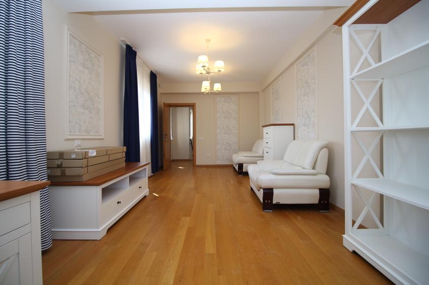 Cernica, vilă individuală an 2013, zona rezidențială
