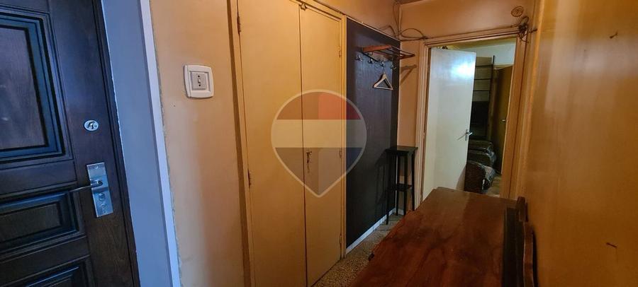 Vanzare apartament 3 camere  în zona Ferdinand-Obor, etaj 4